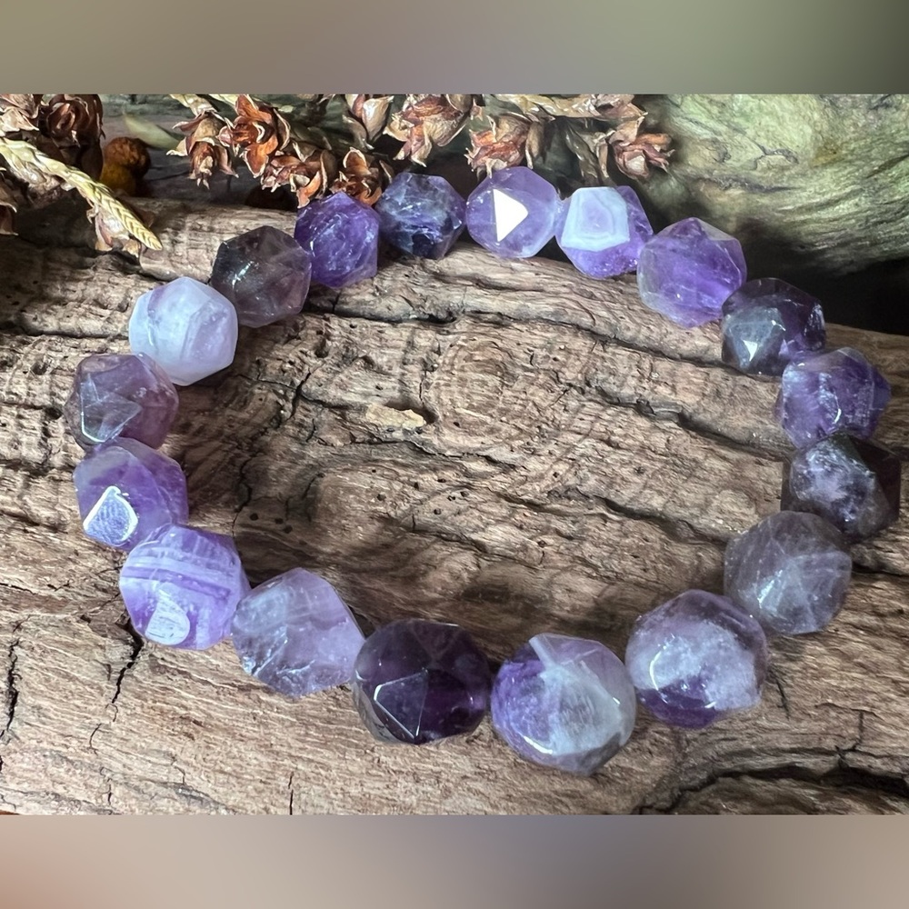 🔥HP🔥 Amethyst Star Natural Stone Bracelet Unisex Stretchy Beaded 10mm 18 cm